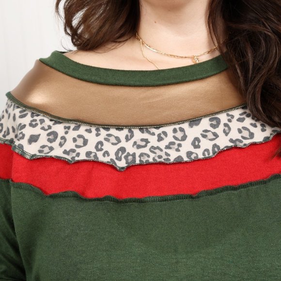 Haptics Full Size Leopard Contrast Exposed Seam Top in Evergreen - Picture 9 of 9